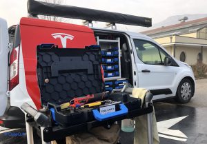 comment trouver garagiste reparation Tesla pres de chez soi